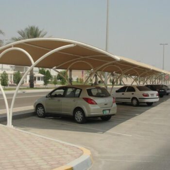 المظلة للسيارة